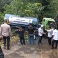 Truk Tangki Bantuan Air Bersih Terguling di Bobotsari, Polisi Cepat Evakuasi
